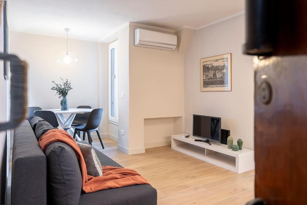 Alfieri Apartamento *
